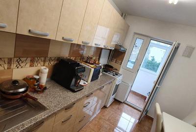 REPUBLICII- 3 cam, dec,2/4,renovat -105000 euro - 4