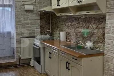 Apartament cu 2 camere decomandat în Central - 9