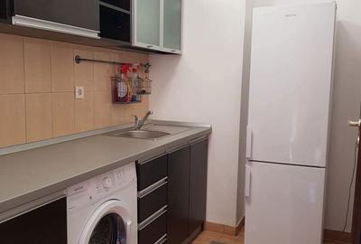 Garsonieră semidecomandată în Titan