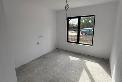 Casa noua, finisaje la cerere, acces auto catre lacul Snagov in vecinatate - 9
