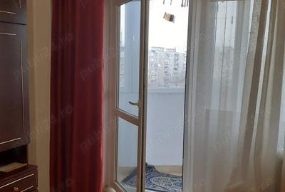 Garsonieră decomandată în Rahova