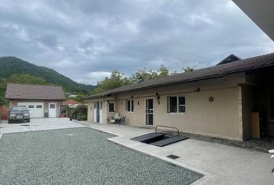 Duplex de vanzare, cu 8 camere, 300 mp, zona centrala Duplex de vanzare, cu 8 camere, 300 mp, zona centrala - 7