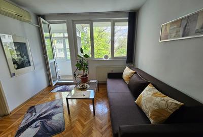 Apartament cu 2 camere semidecomandat, mobilat în 1 Mai - 2