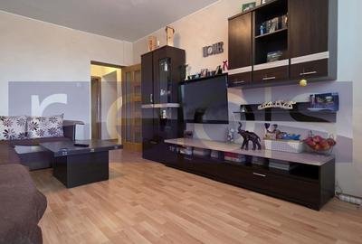 Apartament cu 3 camere decomandat în Mihai Bravu - 2