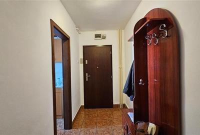 DE INCHIRIAT APARTAMENT 3 CAMERE ET 1, STR N.TITULESCU malul Begai - 3