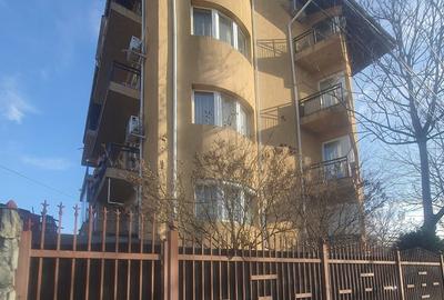 Apartament cu 2 camere decomandat în Giurgiului