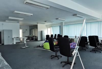 Inchiriere spatiu de birouri, zona Centrala, 140 mp. la 9,5 Eur/mp. - 2