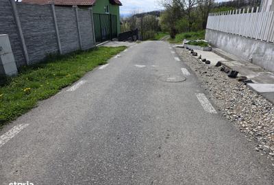 Teren de 6704 mp, în Hărău - 5