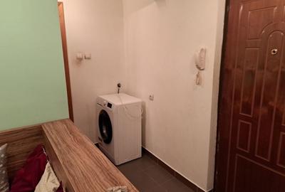 Apartament cu 2 camere decomandat în Lotrioara