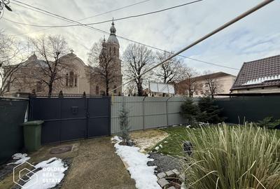 Casa pretabila pentru uz comercial/rezidential, teren 290 mp,  zona Cocorilor - 3