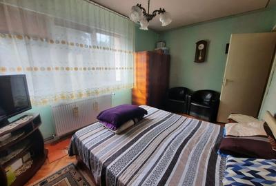 Apartament 3 camere, etaj 2 - strada Harniciei - 2