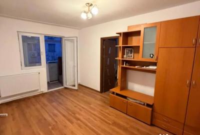 Apartament cu 2 camere semidecomandat în Casa de Cultură - 3