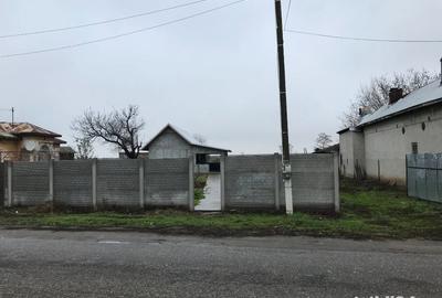 Casă cu 2 camere în Gostavățu - 6