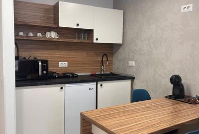 Apartament cu 3 camere în Central - 2