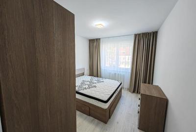Apartament cu 2 camere decomandat, mobilat în Tractorul - 5