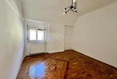 Casă individuală cu 6 camere cu Canalizare în Capitale - 22