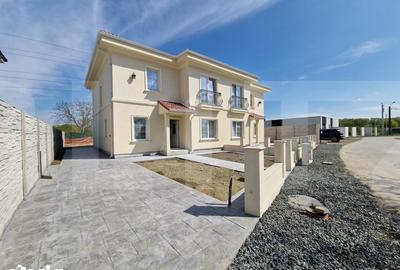 Casă cu 5 camere cu Teren 220 Mp în Ghiroda - 1