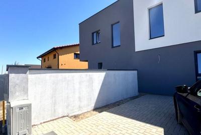 Duplex cu 4 camere cu Canalizare în Săcălaz - 17