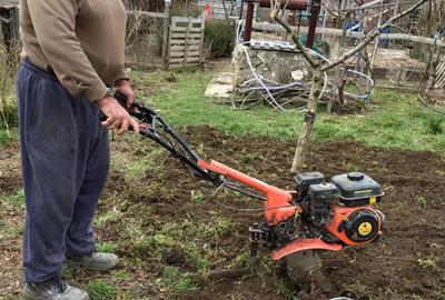 Vand casa in stare foarte buna - 2