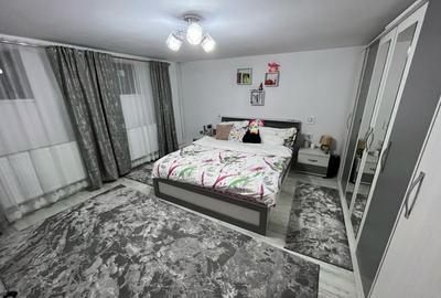 Casă cu 4 camere în Exterior Vest - 1