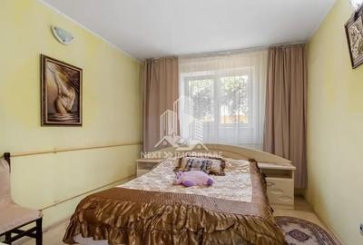 Casă cu 8 camere cu Teren 332 Mp în Agigea - 6