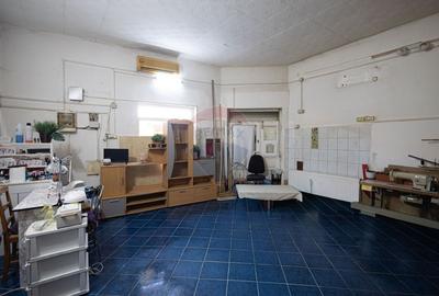 Apartament de vanzare si spatiu comercial COMISION 0% - 6