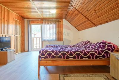 Casă individuală cu 6 camere cu Teren 233 Mp în Schei - 17