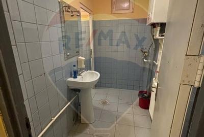 De inchiriat Spatiu comercial stradal zona Universitatii - 23