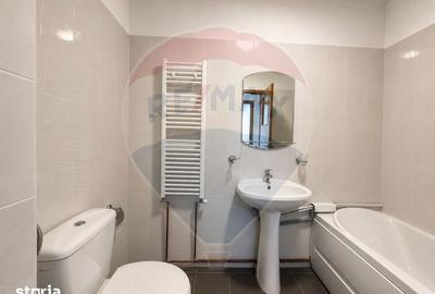 Apartament cu 3 camere în Mioriței - 12