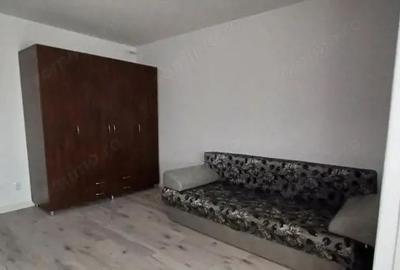 320 Euro! Garsoniera Tatarasi, renovata, la 2 Baieti 320 Euro! Garsoniera Tatarasi, renovata, la 2 Baieti - 2