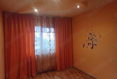 Apartament cu 3 camere decomandat în Central - 3