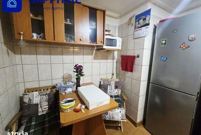 Apartament cu 4 camere semidecomandat, mobilat în Berceni - 7