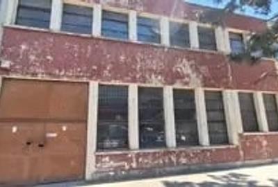 Spațiu comercial, de 1,800 mp, în Brătianu - 3