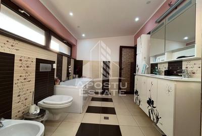 Casa individuala cu 6 camere,3 bai,  garaj, teren 1362 mp - 9