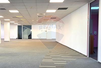 Spatiu de birouri de inchiriat 330 - 550 mp Clasa A Comision 0% - 4