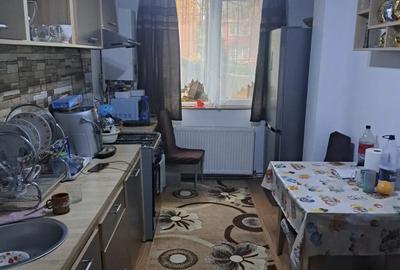 Vand apartament 2camere micro 4 - 2
