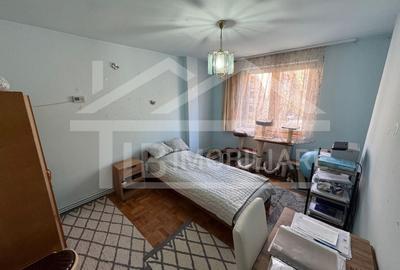 Apartament cu 3 camere decomandat, mobilat în Central - 4