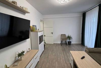 Apartament cu 2 camere decomandat în Titan