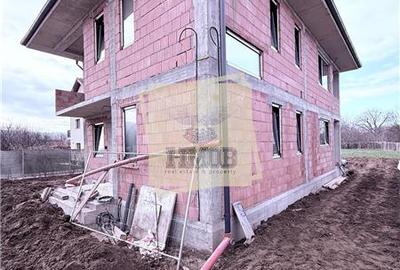 Casă individuală cu 5 camere cu Teren 478 Mp în Cristian - 17