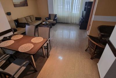 Apartament cu 2 camere decomandat, mobilat în Mamaia
