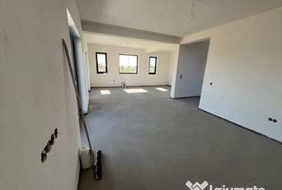 Casă cu 3 camere cu Teren 664 Mp în Vetiș - 4
