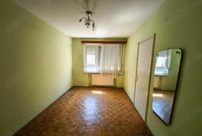 Apartament cu 2 camere semidecomandat, mobilat în Centrul Civic