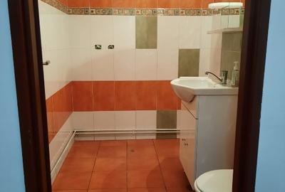 Proprietar,vand spațiu birou/cabinet medical central, (Str. Moldovei 17), 73mp - 11