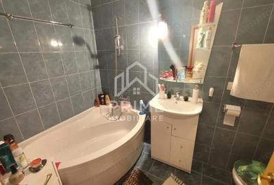 Casă cu 4 camere cu Teren 200 Mp în Central - 9