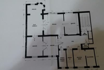 Birou, de 201 mp, în Central - 2