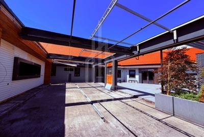 Spațiu comercial, de 1,968 mp, în Central - 15