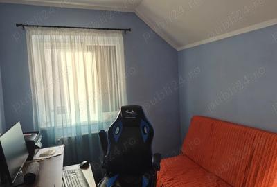 Casă cu 4 camere cu Teren 427 Mp în Central - 2