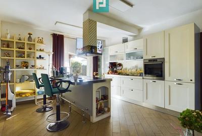 Casă pe Strada Oituz - 25