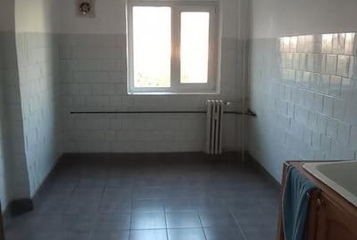 Apartament cu 3 camere decomandat în Central - 4