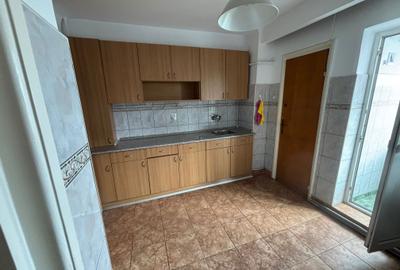 Apartament cu 4 camere decomandat în Exterior Vest - 1